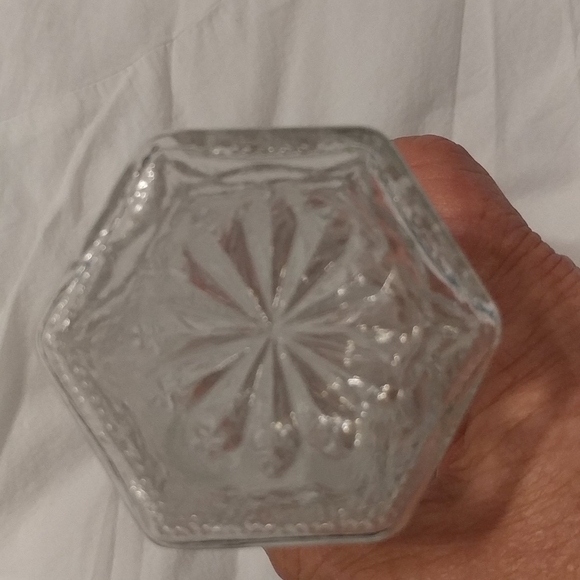 Anchor Hocking Cruet in a Prescut Clear Pattern - Picture 3 of 4